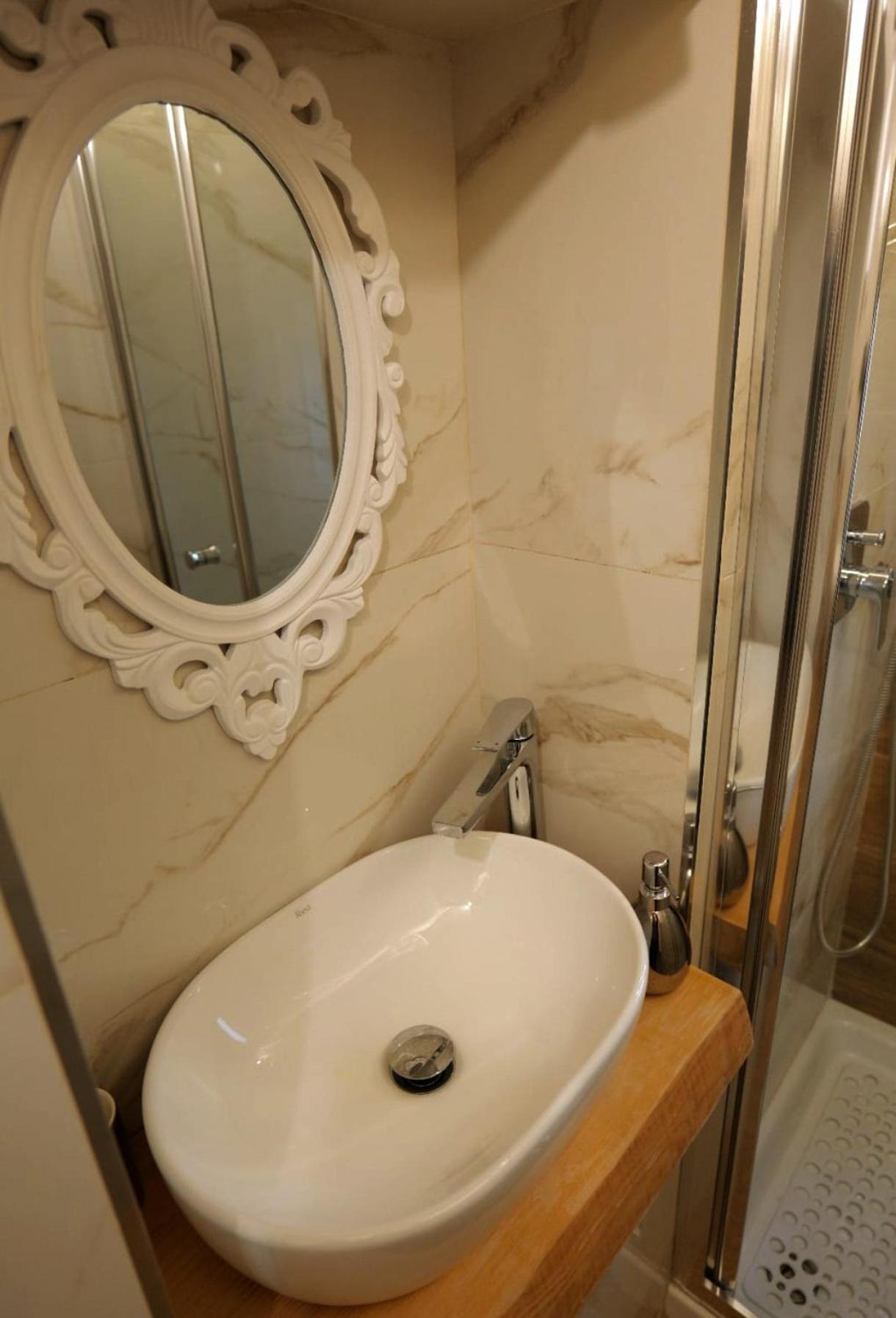 Casamira B&B Napoli Centrale Esterno foto