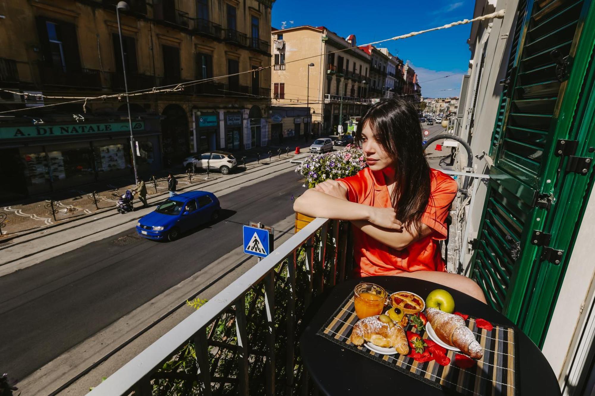 Casamira B&B Napoli Centrale Esterno foto